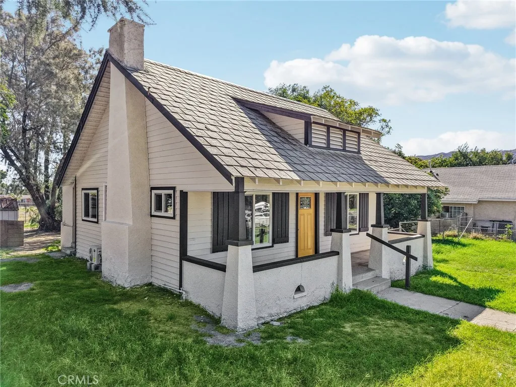 182 N 4 Street, Banning, California 92220 home-pic-2